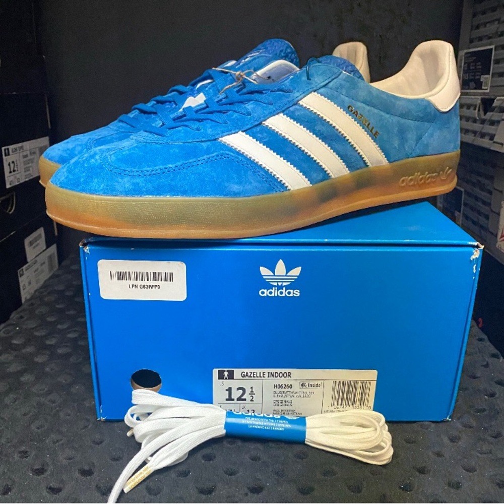 Adidas Gazelle Indoor “Blue Bird Gum” (2022 release) HO6260 12.5M DS NWT - Picture 2 of 9